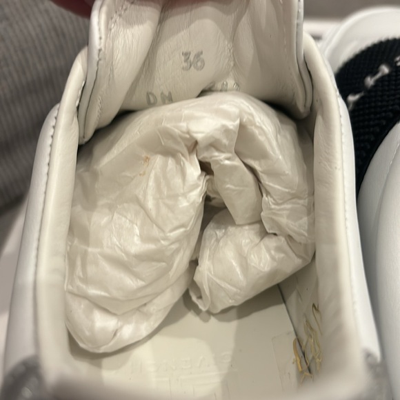 Givenchy brand new leather city sport sneakers sz 36. - Picture 5 of 11